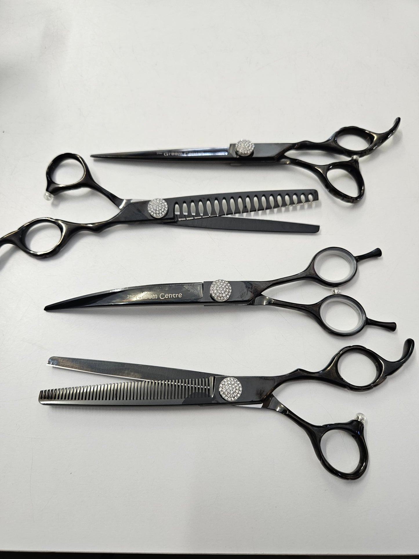 The Groom Centre Scissors