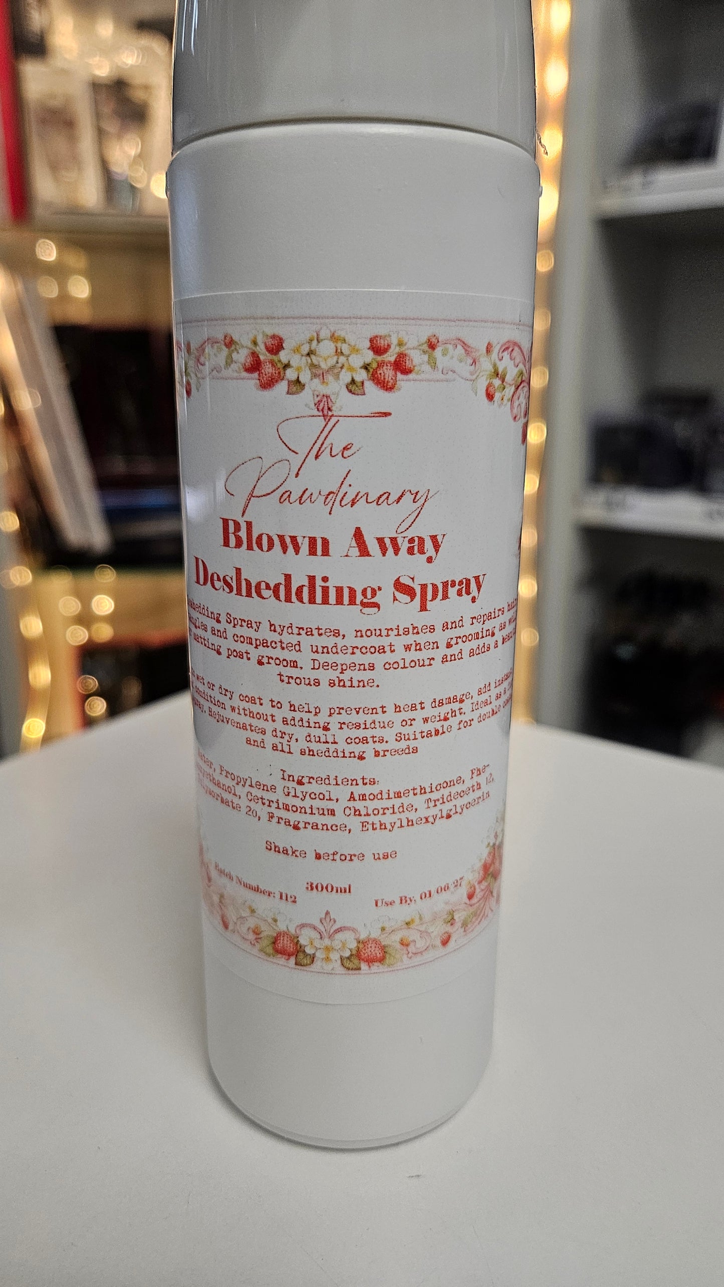 Blown Away Deshedding Spray - The Pawdinary