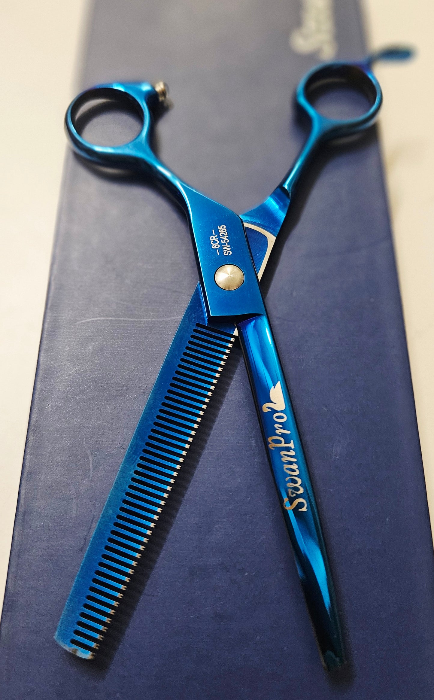 NEW Swan Scissors Curves & Thinners